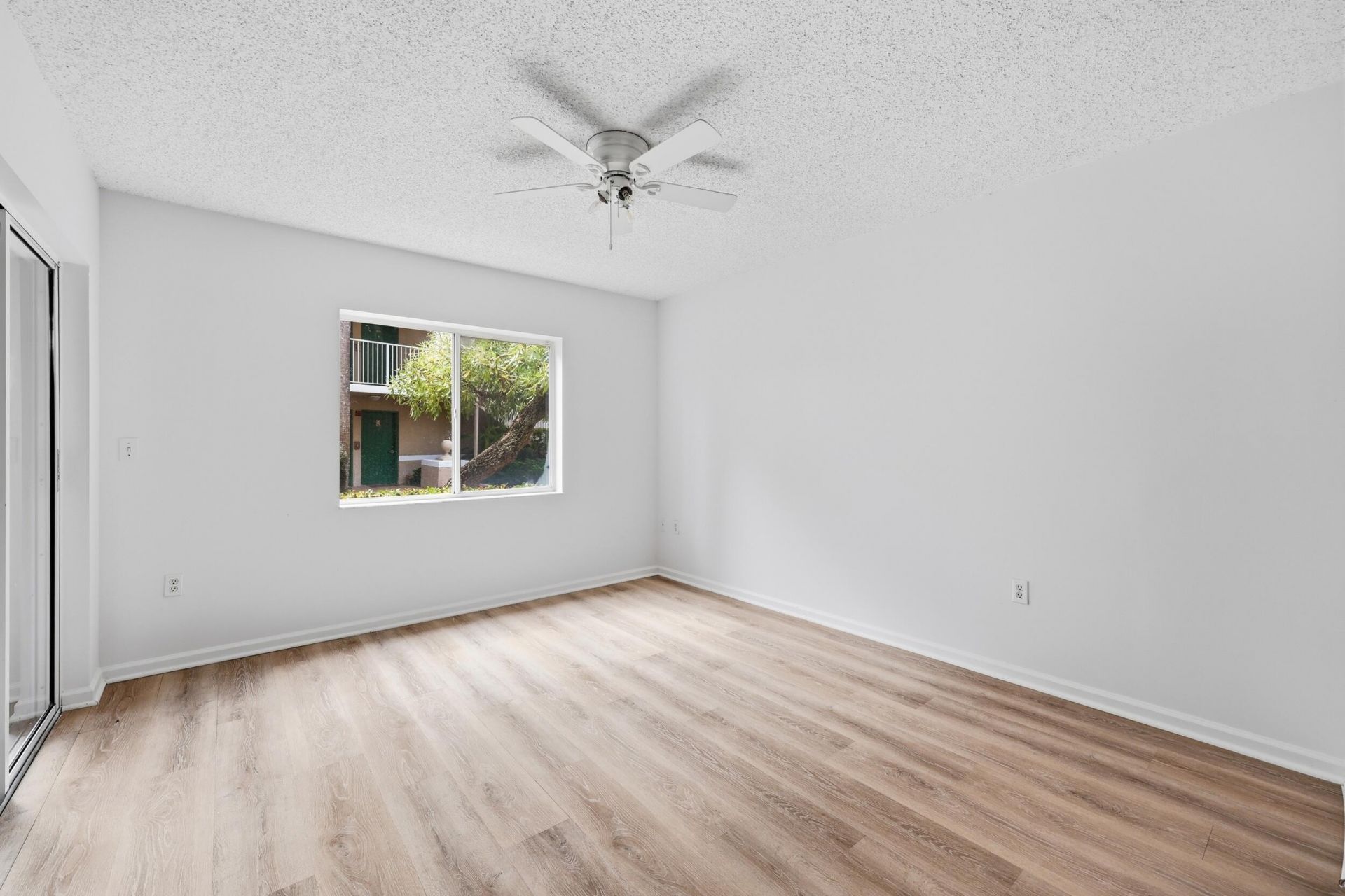 278 Village Boulevard, Unit 8106, Tequesta, FL 33469 Photo