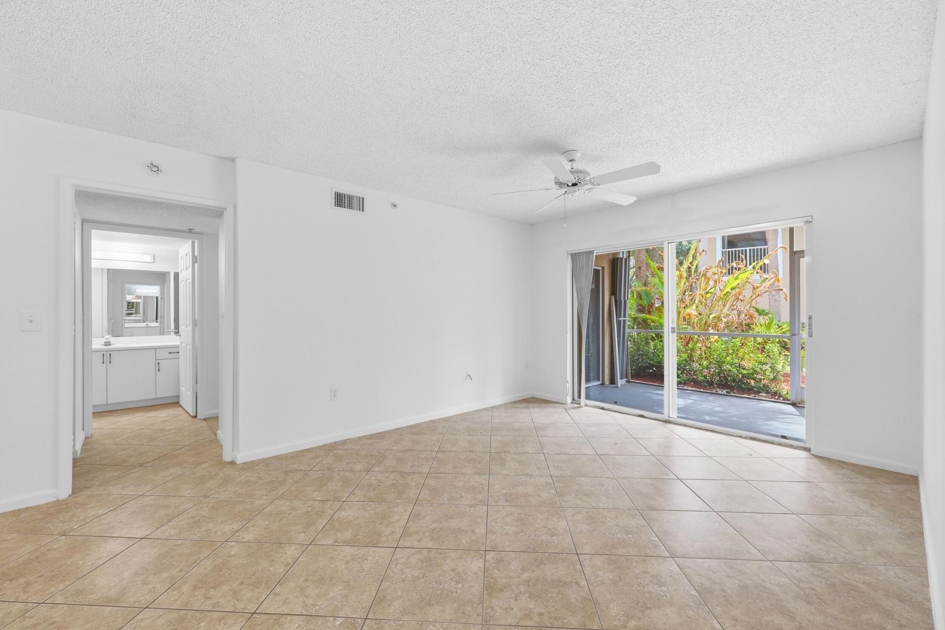 278 Village Boulevard, Unit 8106, Tequesta, FL 33469 Photo