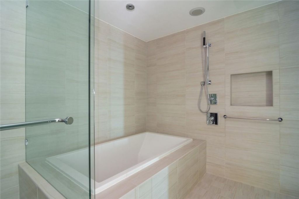 1180 N Federal Highway, Unit 1103, Fort Lauderdale, FL 33304 Photo
