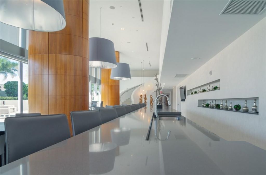 1180 N Federal Highway, Unit 1103, Fort Lauderdale, FL 33304 Photo