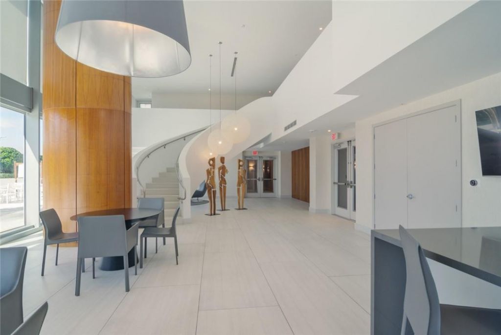 1180 N Federal Highway, Unit 1103, Fort Lauderdale, FL 33304 Photo