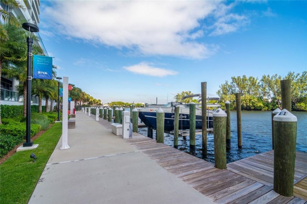 1180 N Federal Highway, Unit 1103, Fort Lauderdale, FL 33304 Photo