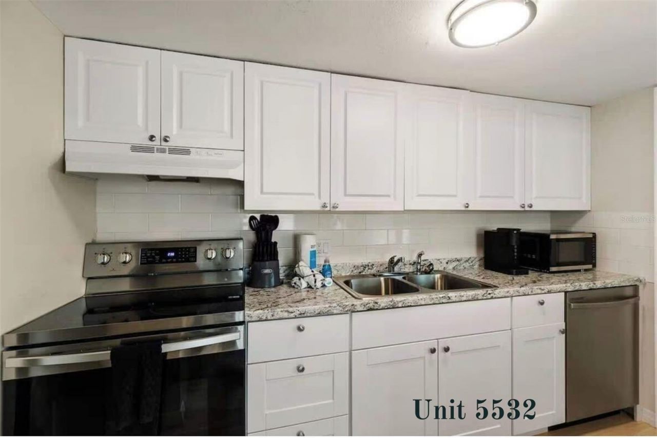 5532 20th Street , Zephyrhills, FL 33542 Photo