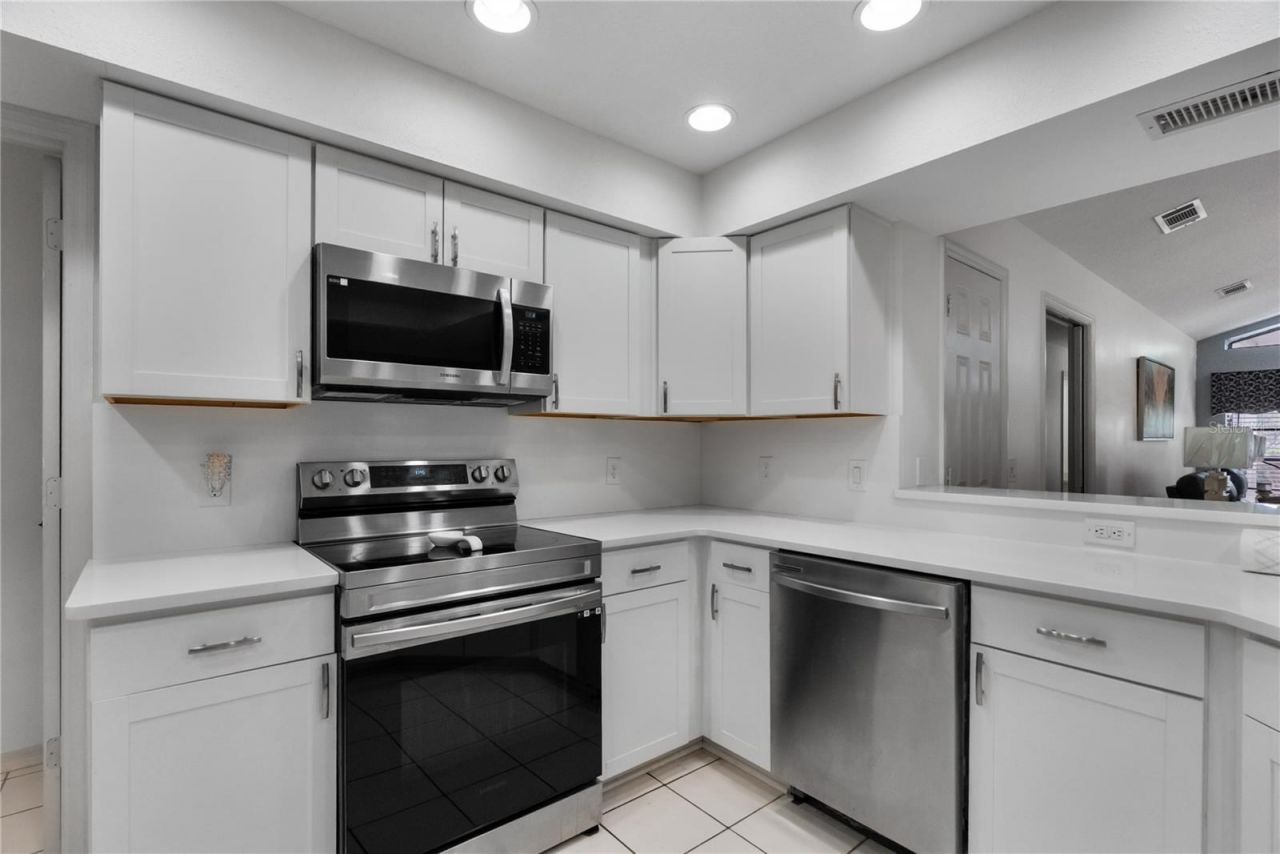 1619 Palace Court, Valrico, FL 33594 Photo