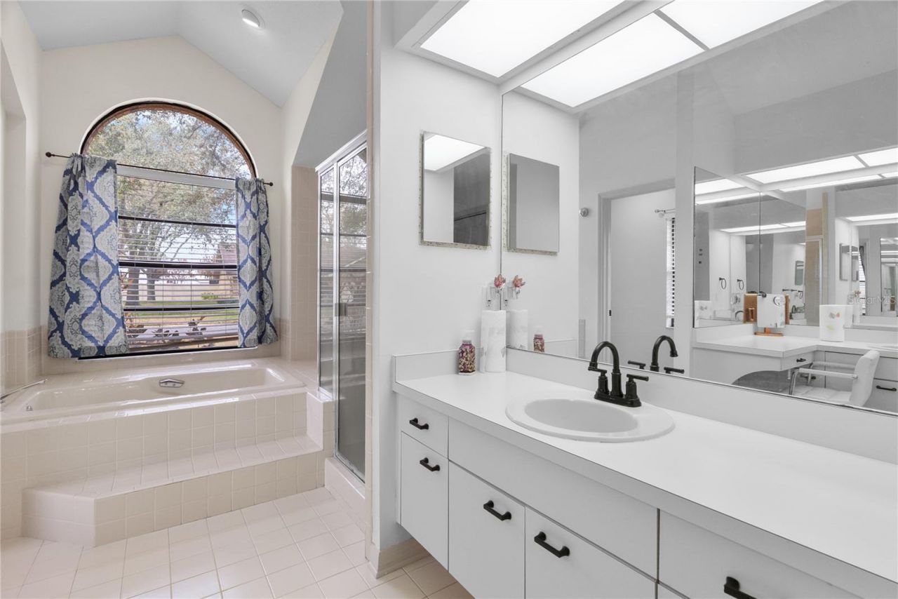 1619 Palace Court, Valrico, FL 33594 Photo