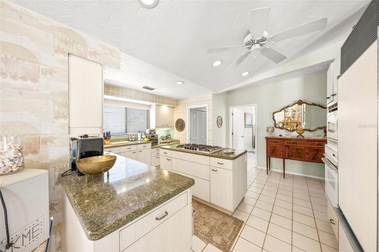 3421 Bayou Sound, Longboat Key, FL 34228 Photo