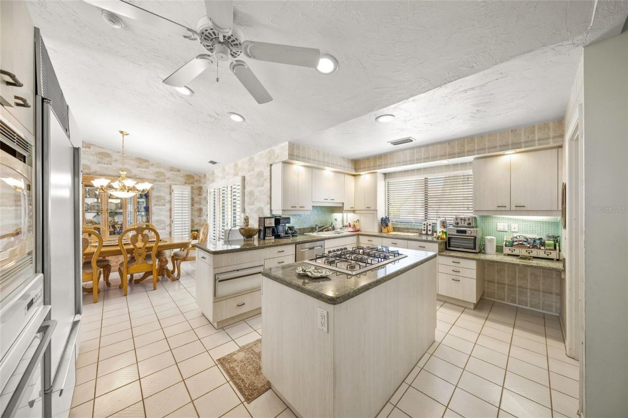 3421 Bayou Sound, Longboat Key, FL 34228 Photo