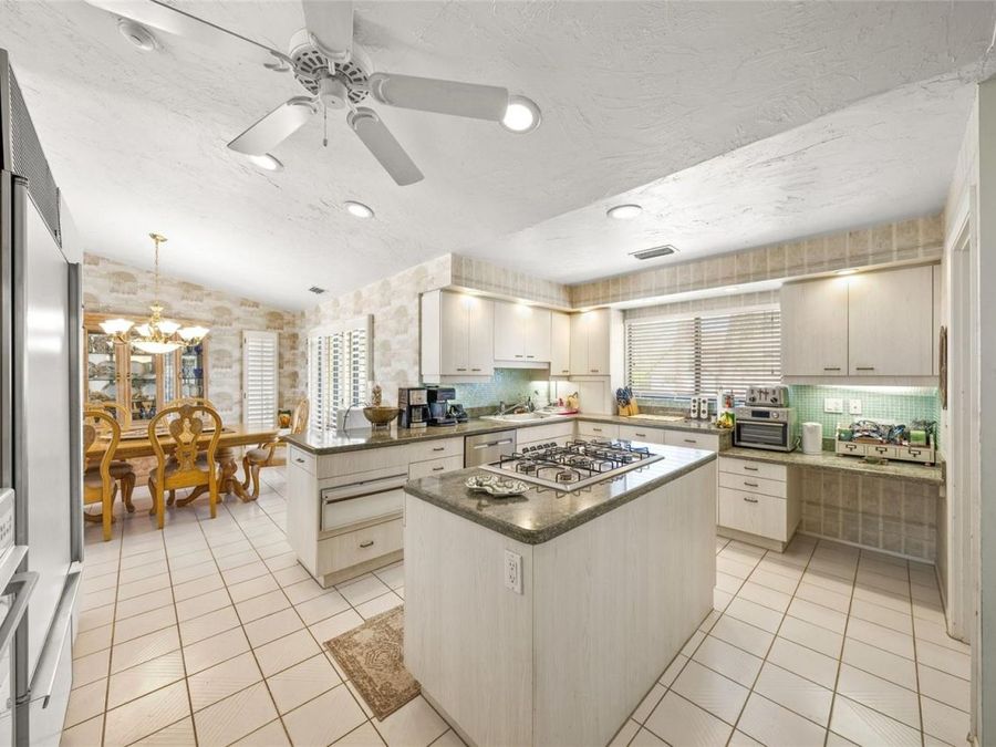 Property Image 90