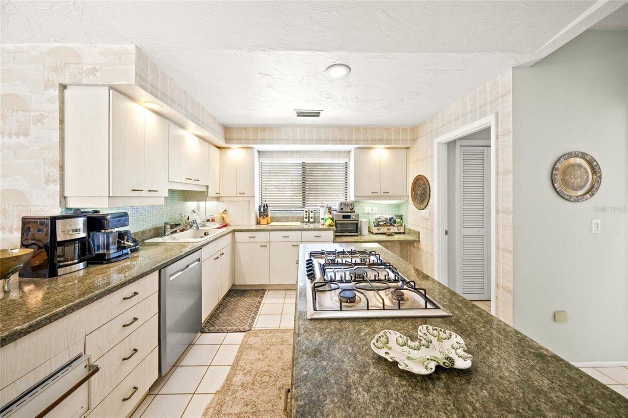 3421 Bayou Sound, Longboat Key, FL 34228 Photo