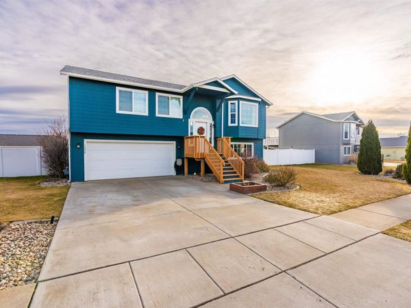 1800 E Johnson Ln, Deer Park, WA 99006