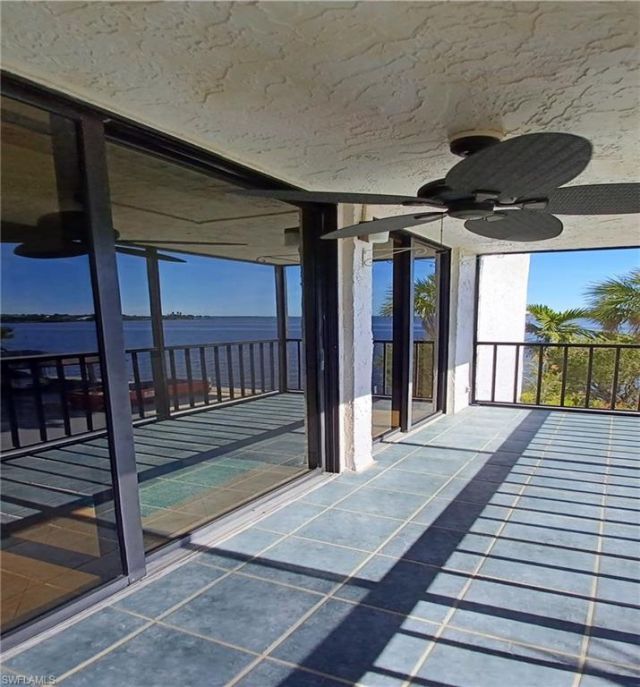 3490 N Key Dr, Unit 301, North Fort Myers, FL 33903 Photo