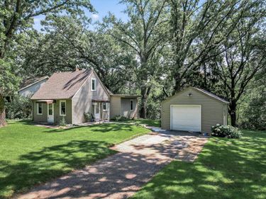 7011 Pleasant View Drive, Mounds View, MN 55112