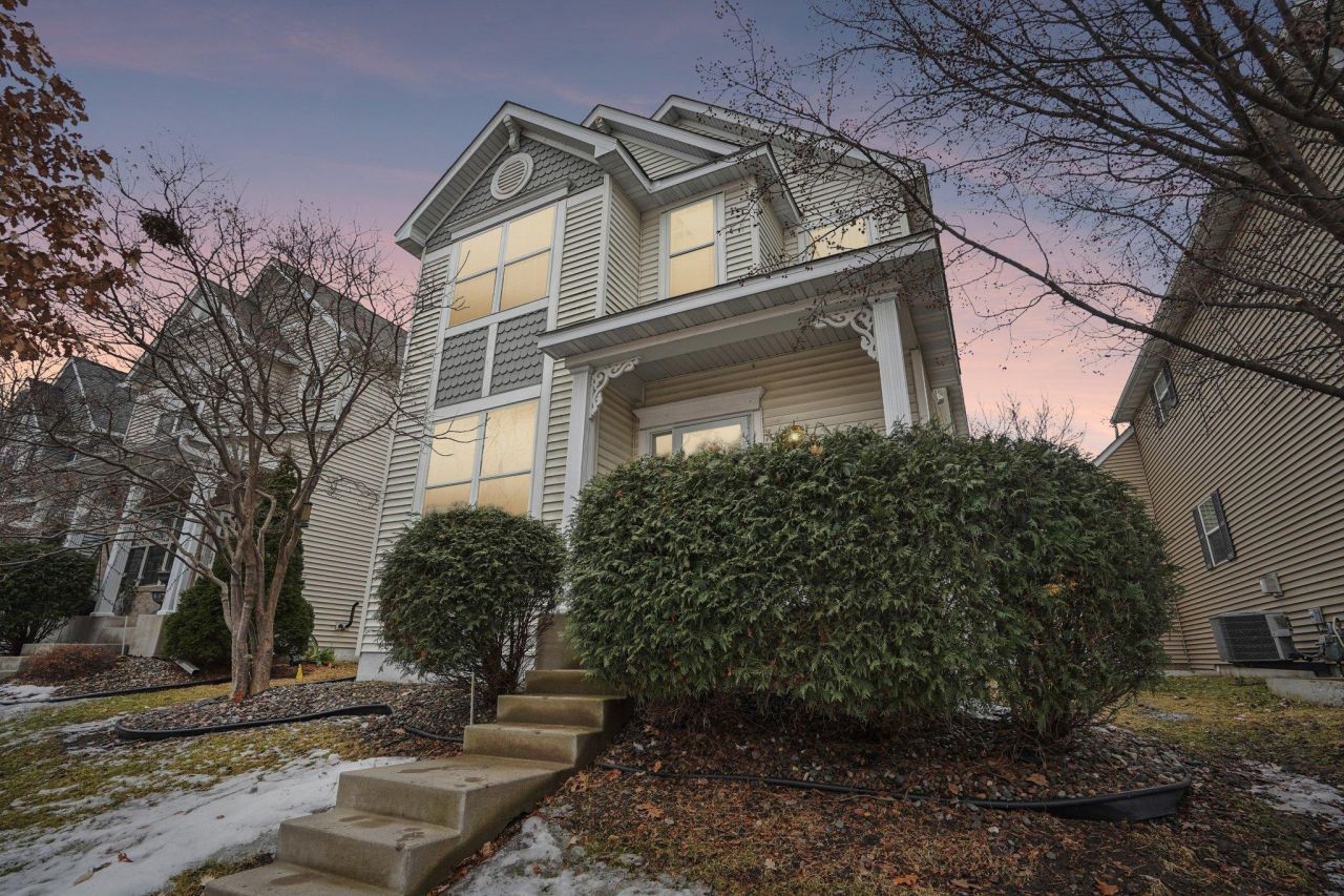 15583 Crab Apple Lane, Eden Prairie, MN 55347 Main Photo