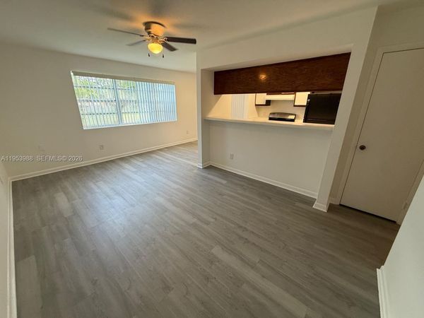 15285 SW 107th Ln, Unit 214, Miami, FL 33196