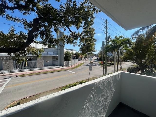 7900 Tatum Waterway Dr , Unit 214, Miami Beach, FL 33141 Photo