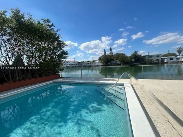 7900 Tatum Waterway Dr , Unit 214, Miami Beach, FL 33141 Photo