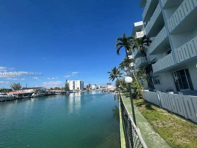 7900 Tatum Waterway Dr , Unit 214, Miami Beach, FL 33141 Photo