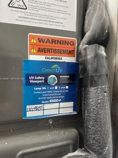 7900 Tatum Waterway Dr , Unit 214, Miami Beach, FL 33141 Photo