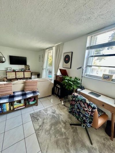 7900 Tatum Waterway Dr , Unit 214, Miami Beach, FL 33141 Photo