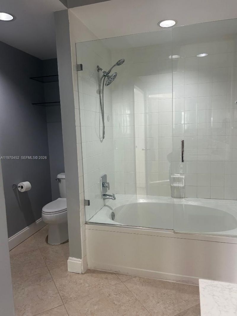 3255 NE 184th St, Unit 12215, Aventura, FL 33160 Photo