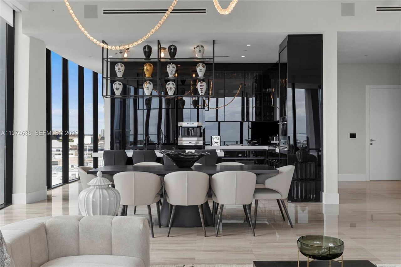 2821 S Bayshore Dr , Unit 8A, Coconut Grove, FL 33133 Photo