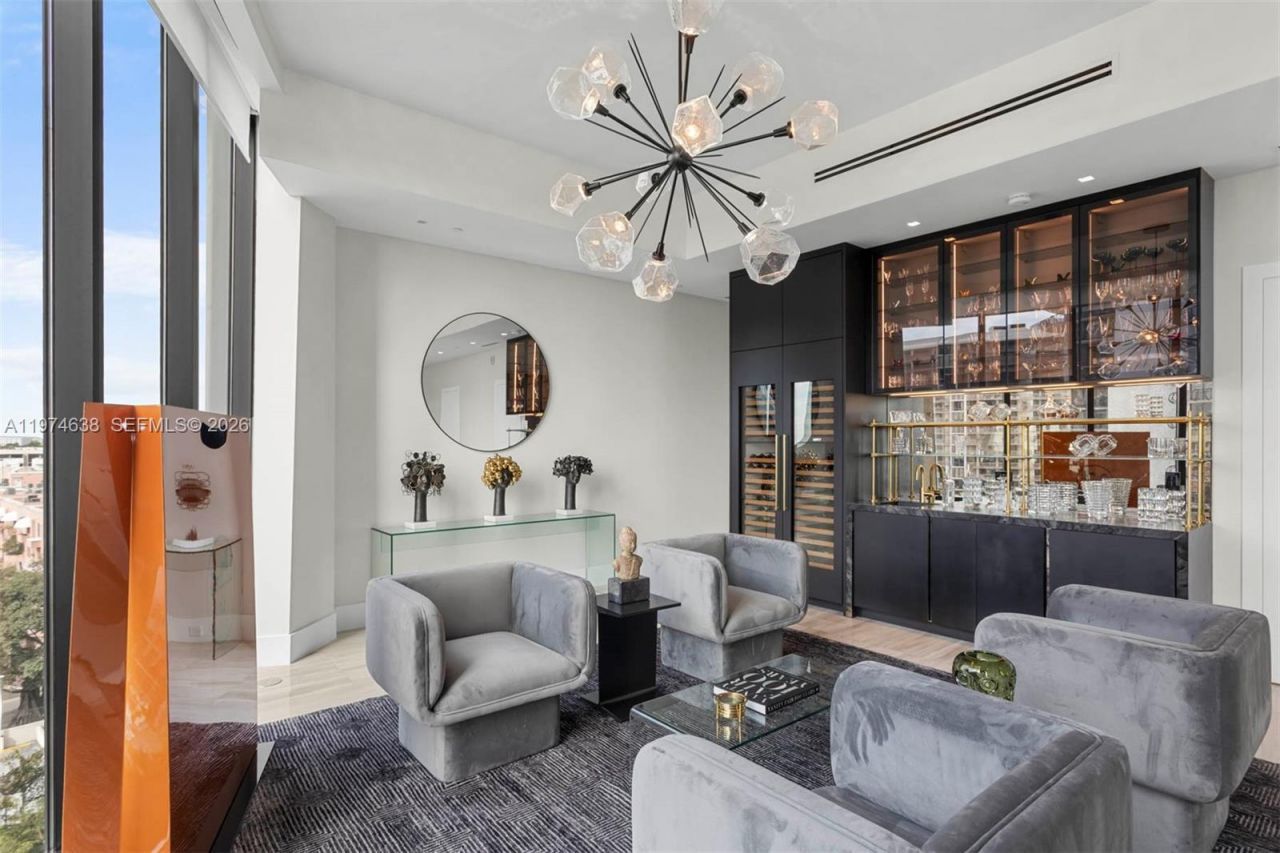 2821 S Bayshore Dr , Unit 8A, Coconut Grove, FL 33133 Photo