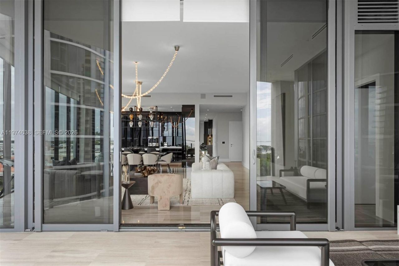 2821 S Bayshore Dr , Unit 8A, Coconut Grove, FL 33133 Photo