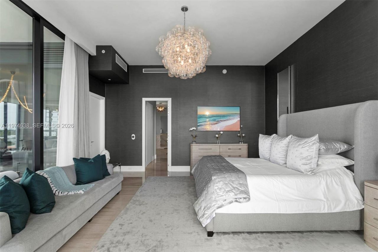 2821 S Bayshore Dr , Unit 8A, Coconut Grove, FL 33133 Photo