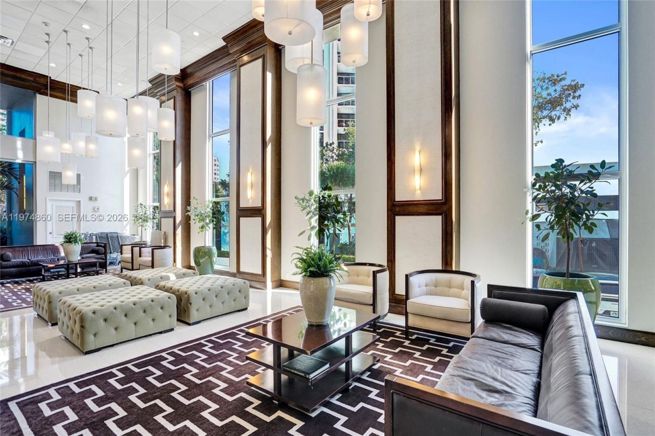 5 Island Ave, Unit 2C, Miami Beach, FL 33139 Photo