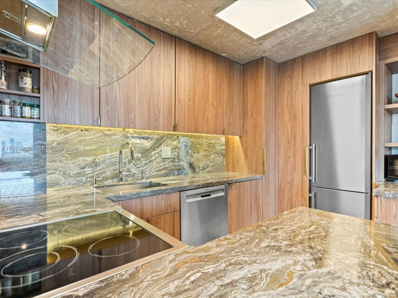 5 Island Ave, Unit 2C, Miami Beach, FL 33139 Photo