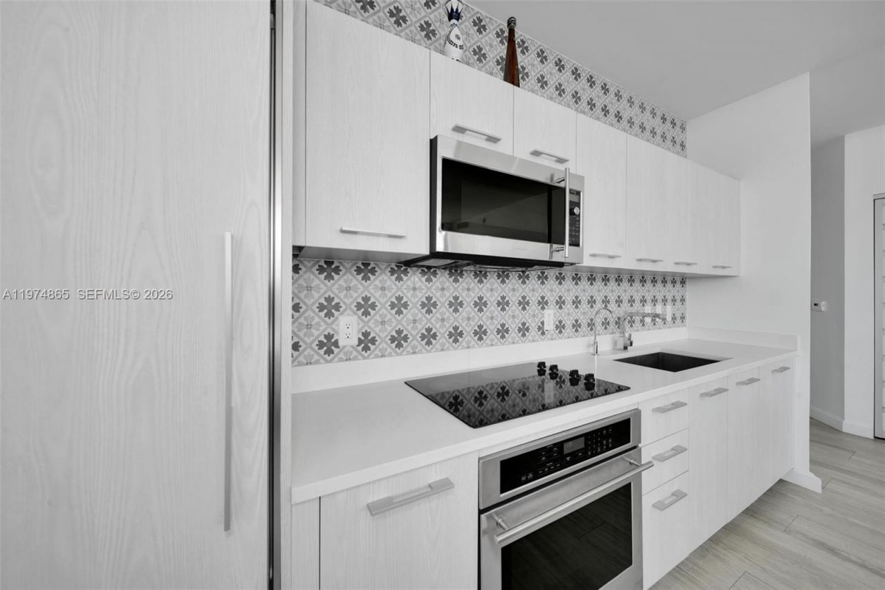 55 SW 9th St , Unit 4406, Miami, FL 33130 Photo