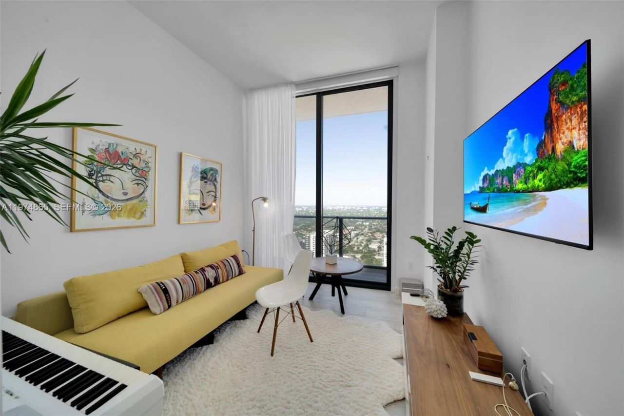 55 SW 9th St , Unit 4406, Miami, FL 33130 Photo