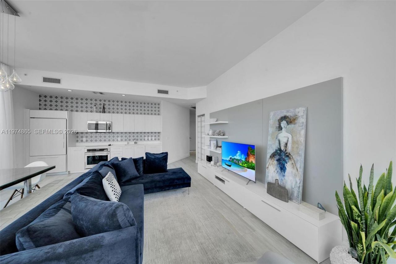 55 SW 9th St , Unit 4406, Miami, FL 33130 Photo