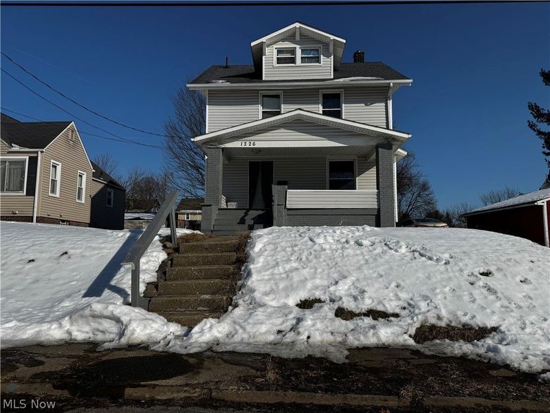 1226 Shriver Avenue NE, Canton, OH 44705 Photo 1