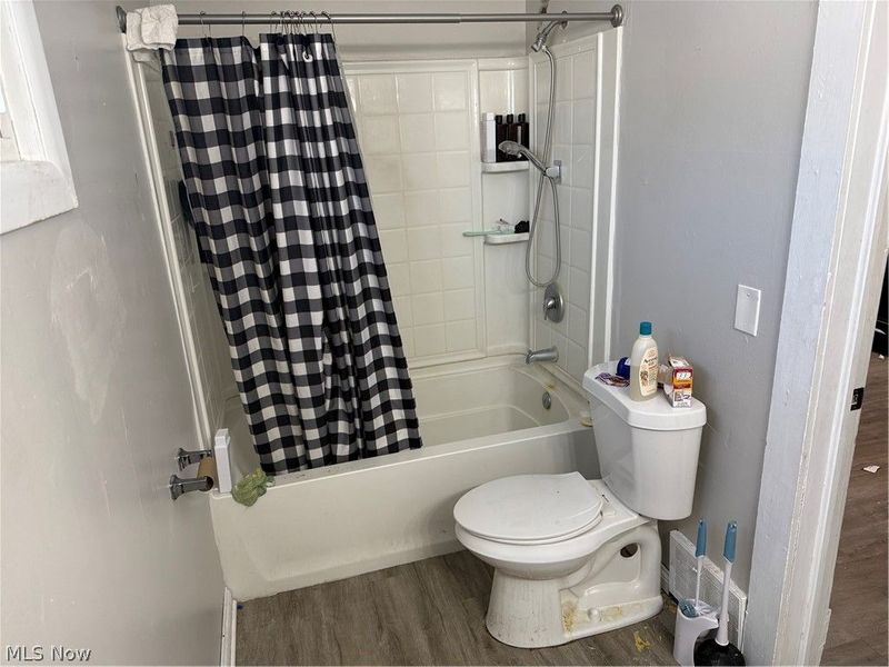 1226 Shriver Avenue NE, Canton, OH 44705 Photo 6