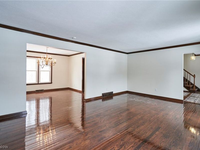 8712 Bradford Lane, Brecksville, OH 44141 Photo 6