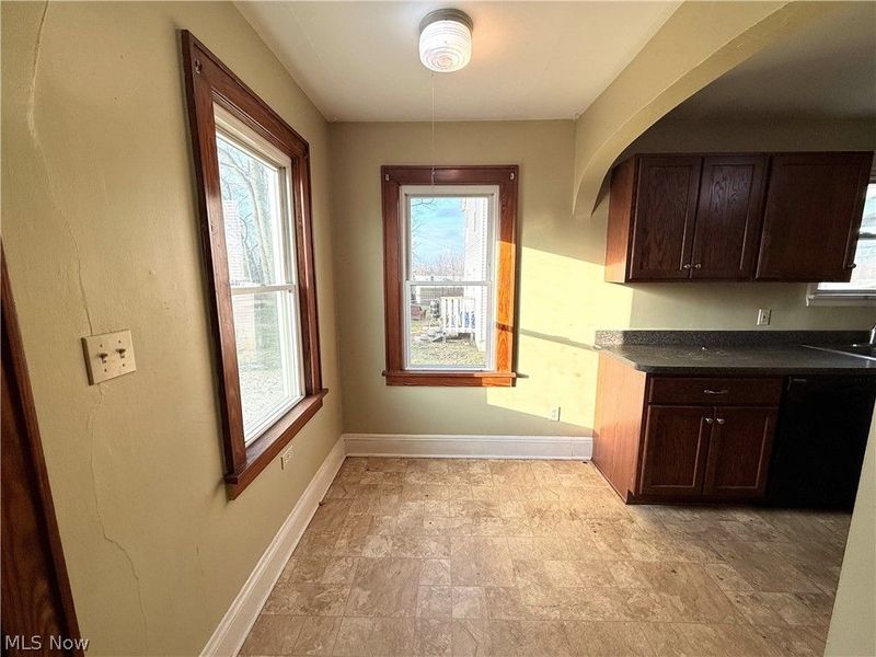 837 Eastland Avenue , Akron, OH 44305 Photo 14