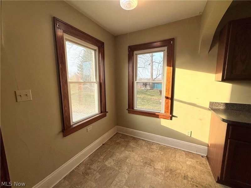 837 Eastland Avenue , Akron, OH 44305 Photo 15