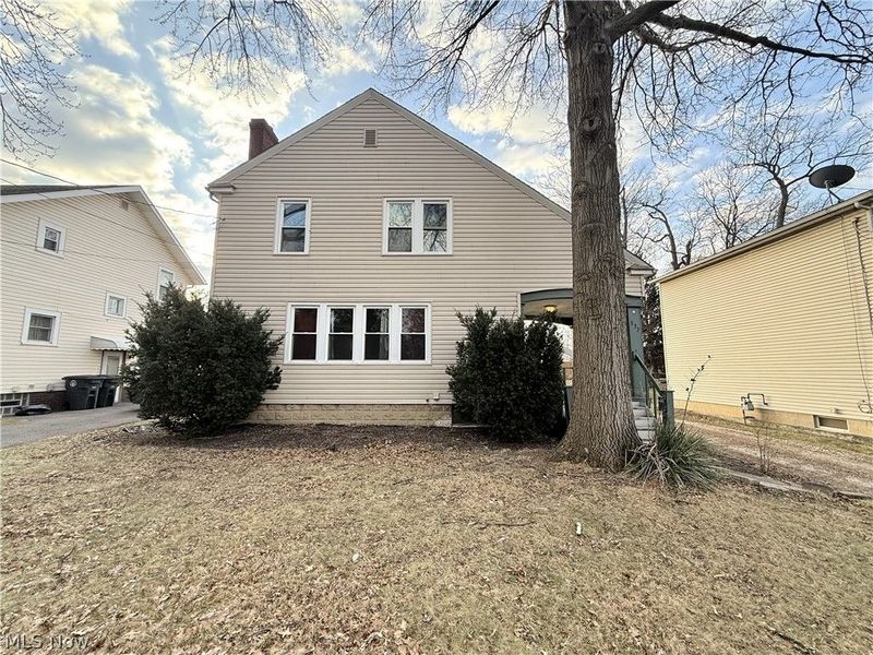 837 Eastland Avenue , Akron, OH 44305 Photo 3