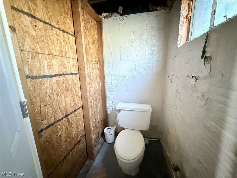 837 Eastland Avenue , Akron, OH 44305 Photo 33