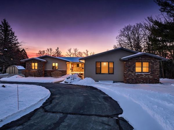 2460 Spring Rose Circle, Verona, WI 53593