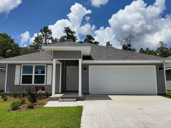 6508 Firefly Dr, Milton, FL 32583
