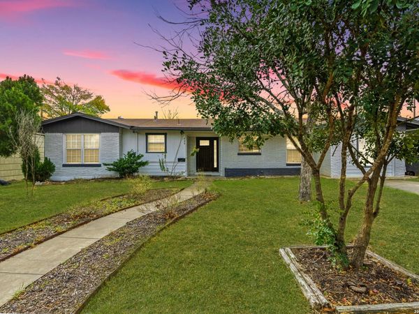 434 Pinewood Ln, San Antonio, TX 78216