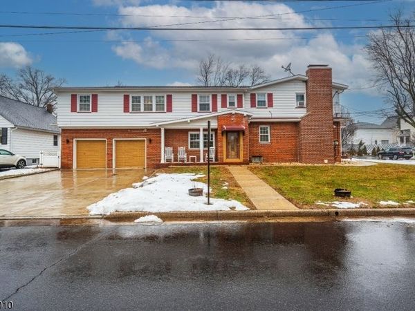 505 Saint Marks St, Linden, NJ 07036