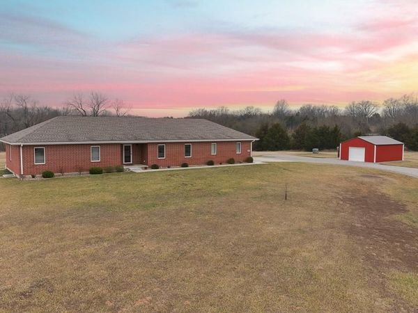 21137 Linwood Road, Linwood, KS 66052