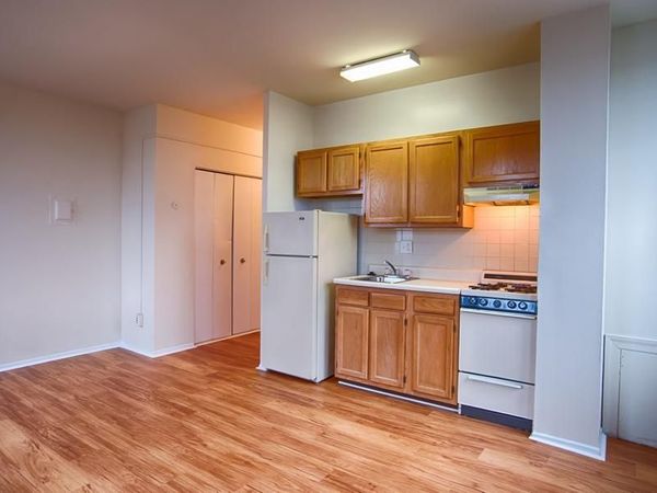 3900 CHESTNUT STREET , Unit 1B-616, PHILADELPHIA, PA 19104