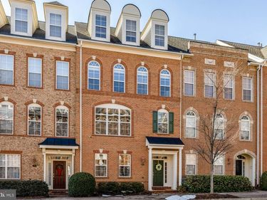 120 FORTNIGHTLY BOULEVARD, HERNDON, VA 20170