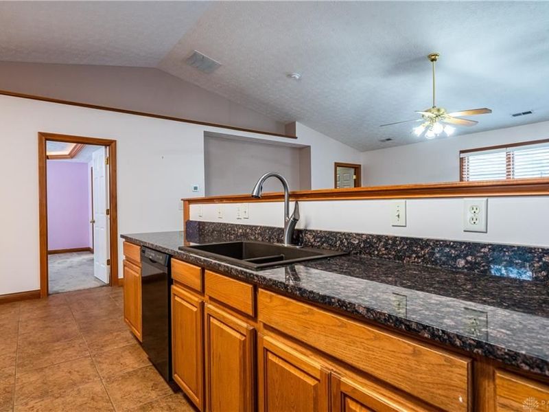 6350 Charlotte Court, Huber Heights, OH 45424 Photo 20