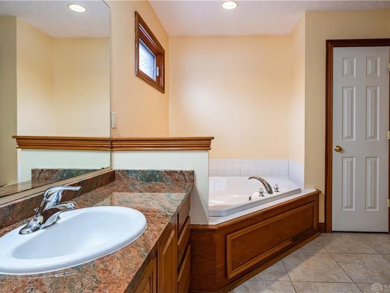 6350 Charlotte Court, Huber Heights, OH 45424 Photo 25