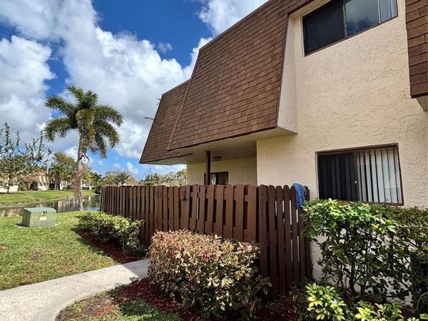 224 SAN REMO BLVD, Unit 224, North Lauderdale, FL 33068